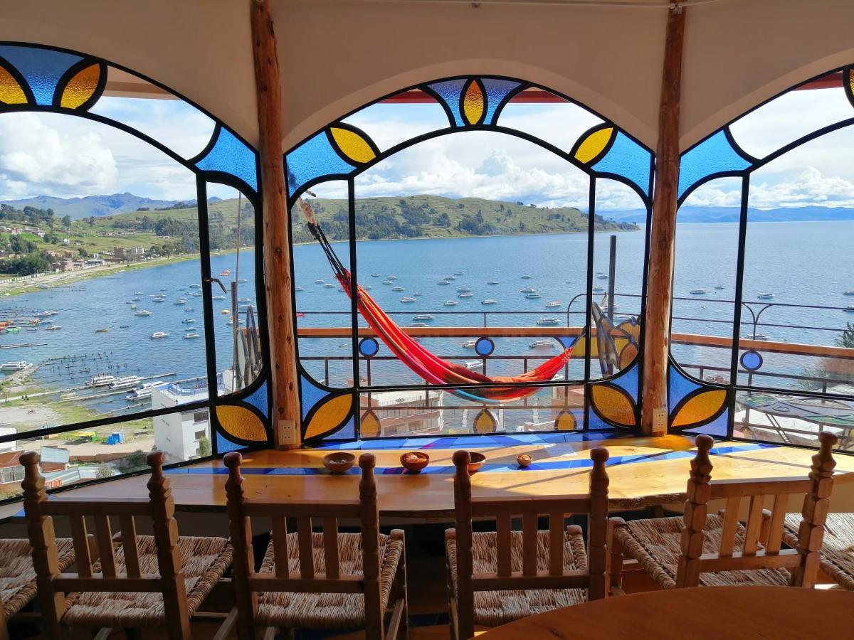 Hostal Las Olas Copacabana  Exteriör bild