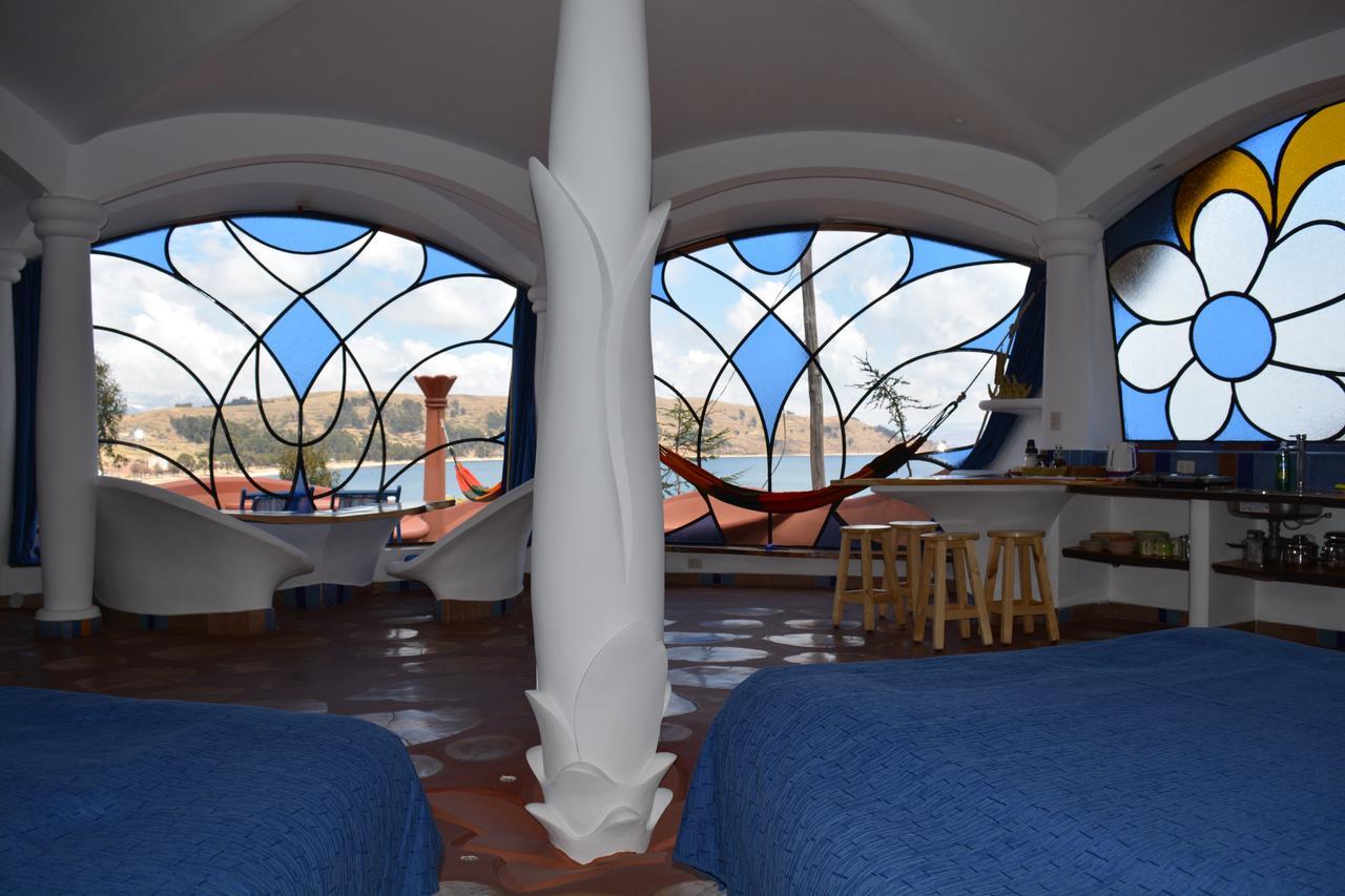 Hostal Las Olas Copacabana  Exteriör bild